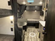2022 Starcraft Super Lite Maxx available for rent in Ridgecrest California