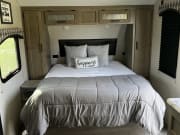 2021 Venture Sonic 211VDB Travel Trailer for rent in Flint Texas