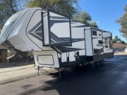 2018 Grand Design Momentum Toy Hauler Fifth Wheel for rent in Chino California