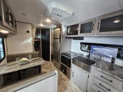 2022 Dutchmen Kodiak Ultra Lite Travel Trailer for rent in Greely Ontario