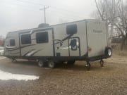 2015 Passport Grand Touring  by Keystone RV for rent in 57002