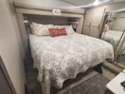 2022 Forest River Rockwood Ultra Lite Fifth Wheel for rent in North Little Rock Arkansas