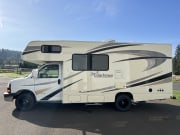 2017 Forest River Coachmen Freelander Class C for rent in Damascus Oregon