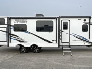 2022 Coachmen 326BHDSLE available for rent in Fultondale Alabama