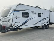 2022 Coachmen 326BHDSLE Travel Trailer for rent in Fultondale Alabama