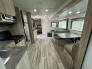 2021 Winnebago Minnie Winnie Travel Trailer for rent in Aubrey Texas