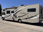2019 Four Winds  by Thor for rent in 93536