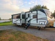 2021 Keystone RV Cougar available for rent in Gulf Shores Alabama