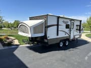 2017 KZ SPORTSMEN Travel Trailer for rent in WINFIELD Illinois