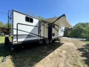 2019 Sunset Trail Super Lite  by Crossroads RV for rent in 76692