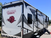 2021 Heartland RVs Road Warrior Toy Hauler Fifth Wheel for rent in Marion Texas