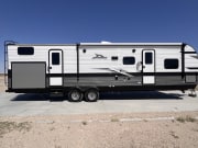 2023 Jayco Jay Flight Travel Trailer for rent in Adelanto California