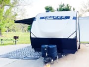 2022 24 DBS  by Tracer for rent in 92399