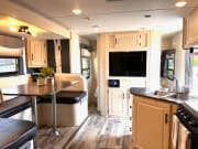 2016 Winnebago Minnie Winnie available for rent in Lakewood Colorado