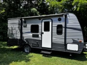 2017 Keystone RV Summerland Mini available for rent in Dayton Ohio