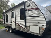 2014 Autumn Ridge  by Starcraft for rent in L0E1A0