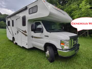 2019 Thor Motor Coach Four Winds Majestic available for rent in Mills River North Carolina