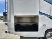 2024 Freedom Elite  by Thor Motor Coach for rent in 35094