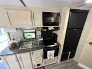 2019 Micro Minnie 2306BHS  by Winnebago for rent in 37601