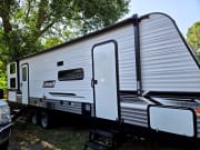 2022 Dutchmen Coleman Lantern available for rent in China Grove North Carolina