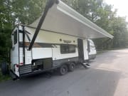 2022 Forest River Wildwood X-Lite Travel Trailer for rent in Zionsville Indiana
