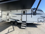 2021 Sunset Trail Super Lite  by Crossroads for rent in 29588