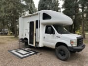 2013 Thor Majestic available for rent in Loveland Colorado