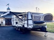 2015 Travel Star  by Starcraft for rent in 17543