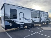 2021 Keystone Carbon Toy Hauler for rent in Manteca California