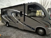 2016 Thor Axis available for rent in Saint Hedwig Texas