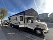 2015 Winnebago Minnie Winnie Premier available for rent in Henderson Nevada