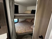 2024 Kodiak SE  by Dutchmen for rent in 37931