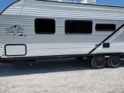2024 East to West Della Terra LE Travel Trailer for rent in Van Buren Arkansas