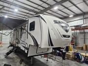 2019 Forest River Sabre Fifth Wheel for rent in New Market Alabama