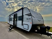 2025 265BHS  by Jayco for rent in 33967