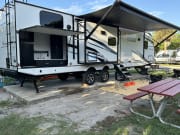 2023 320BHDSLE  by Coachmen for rent in 34787
