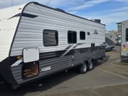 2022 Jayco Jay Flight SLX Travel Trailer for rent in Beaverton Oregon