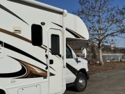 2016 Thor Freedom Elite available for rent in Charleston West Virginia