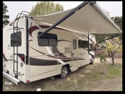 2020 Coachman Leprechaun available for rent in Gretna Nebraska