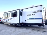 2021 Premier Ultra Lite  by Keystone for rent in 89123