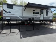 2025 Keystone Dutchmen Colorado 29BHC available for rent in Pacific Missouri