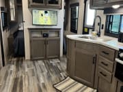 2022 Starcraft Autumn Ridge available for rent in Lithia Florida