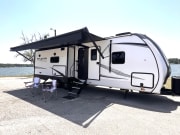2024 Grand Design Reflection available for rent in Gainesville Texas