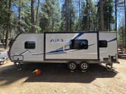2017 Apex  by Coachmen for rent in 95326