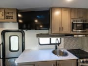 2024 Gulf Stream Conquest available for rent in Peoria Arizona