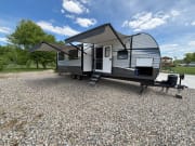2020 Prime Time Avenger 32QBI available for rent in Schoolcraft Michigan
