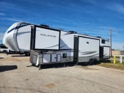 2023 Avalanche  by Keystone RV for rent in 76086