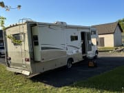 2002 Granite Ridge  by Jayco for rent in 60051