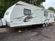 2011 Laredo  by Keystone RV for rent in 50317