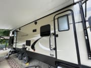 2019 Keystone RV Cougar available for rent in Neoga Illinois